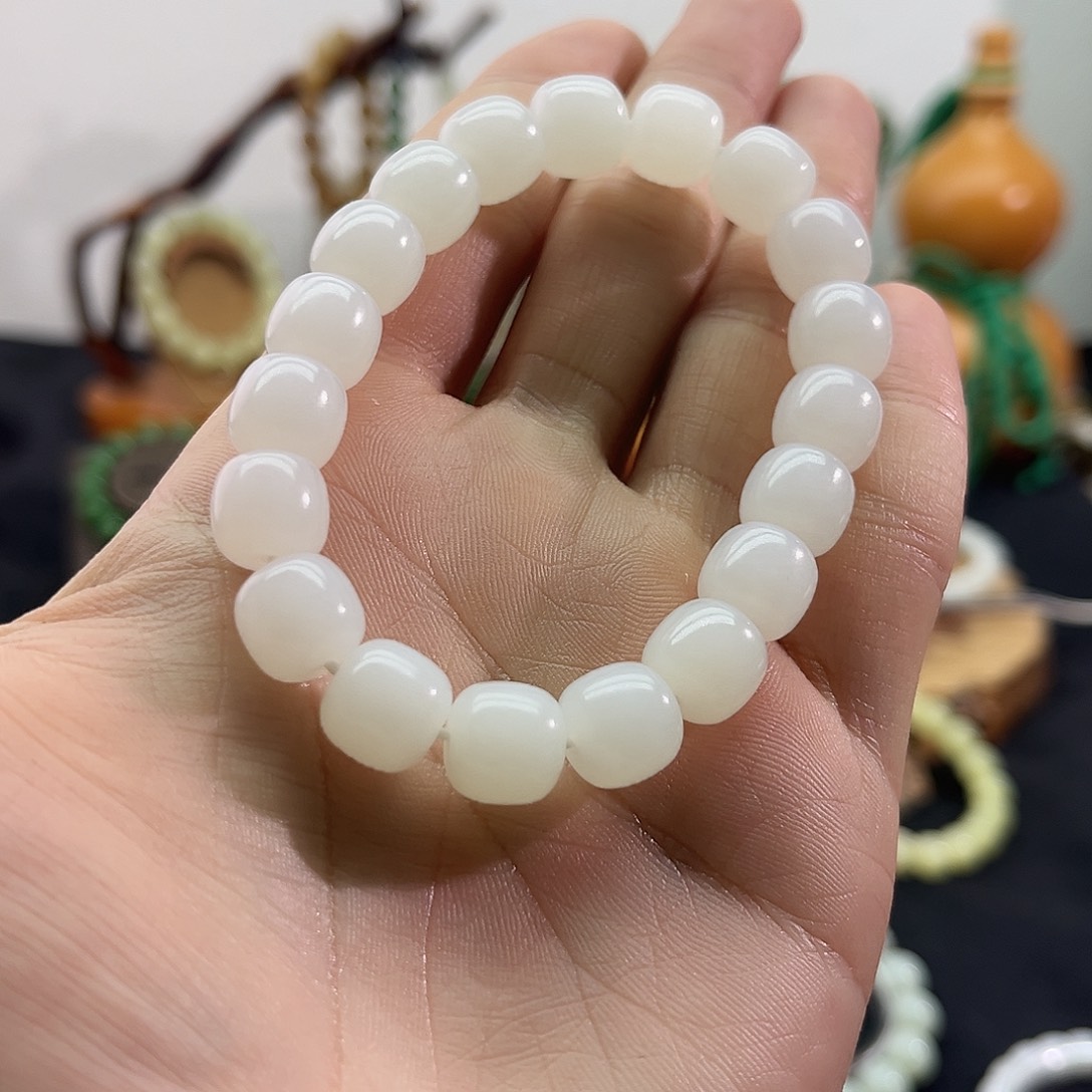 和田玉未镶嵌颈饰俄料-白玉-老型手串-11mm