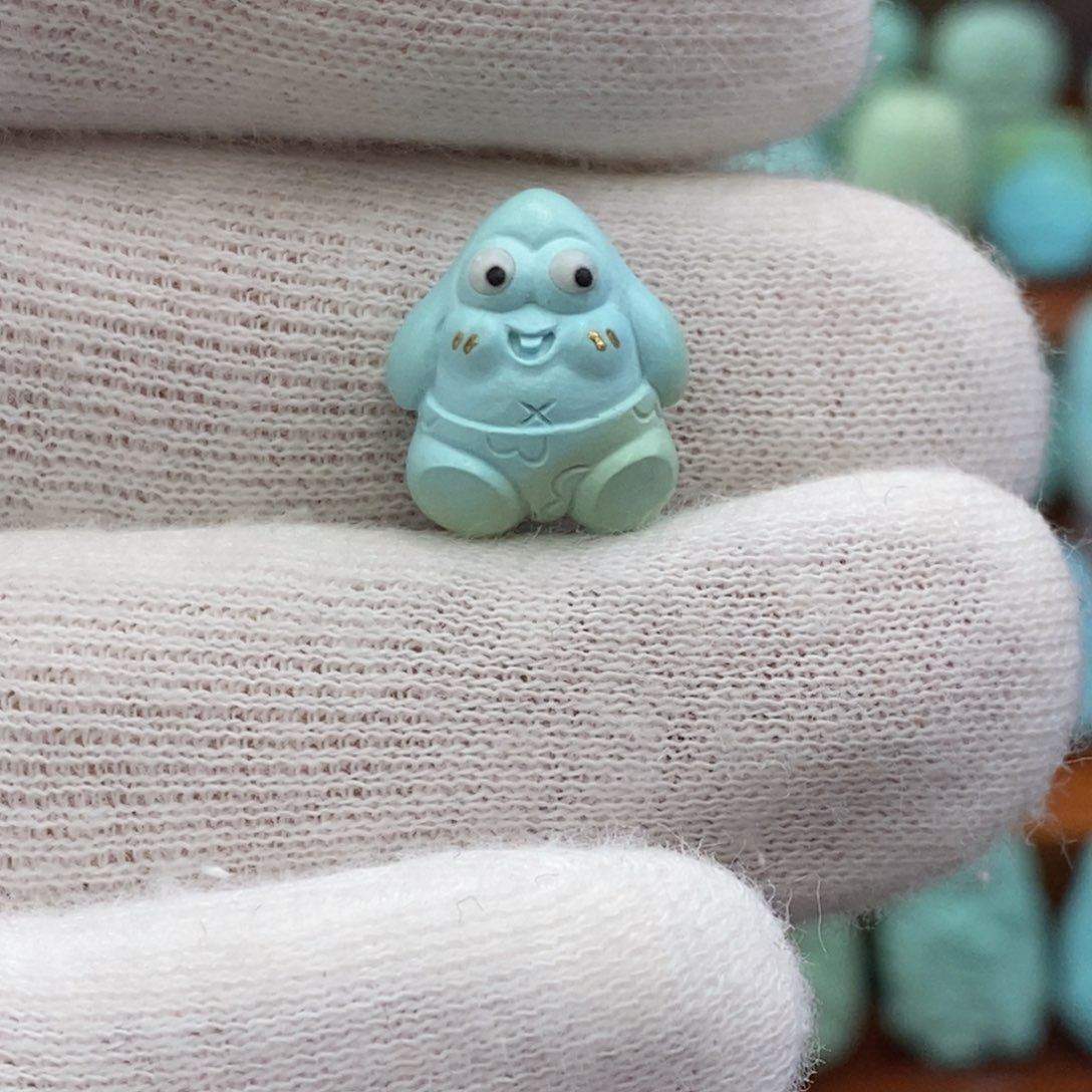 绿松石未镶嵌珠宝奇石