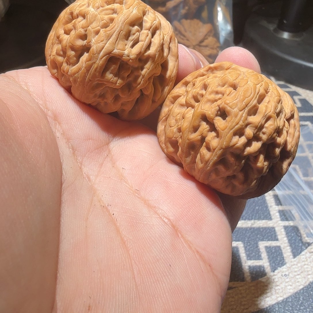 文玩核桃把件小*红锦鲤