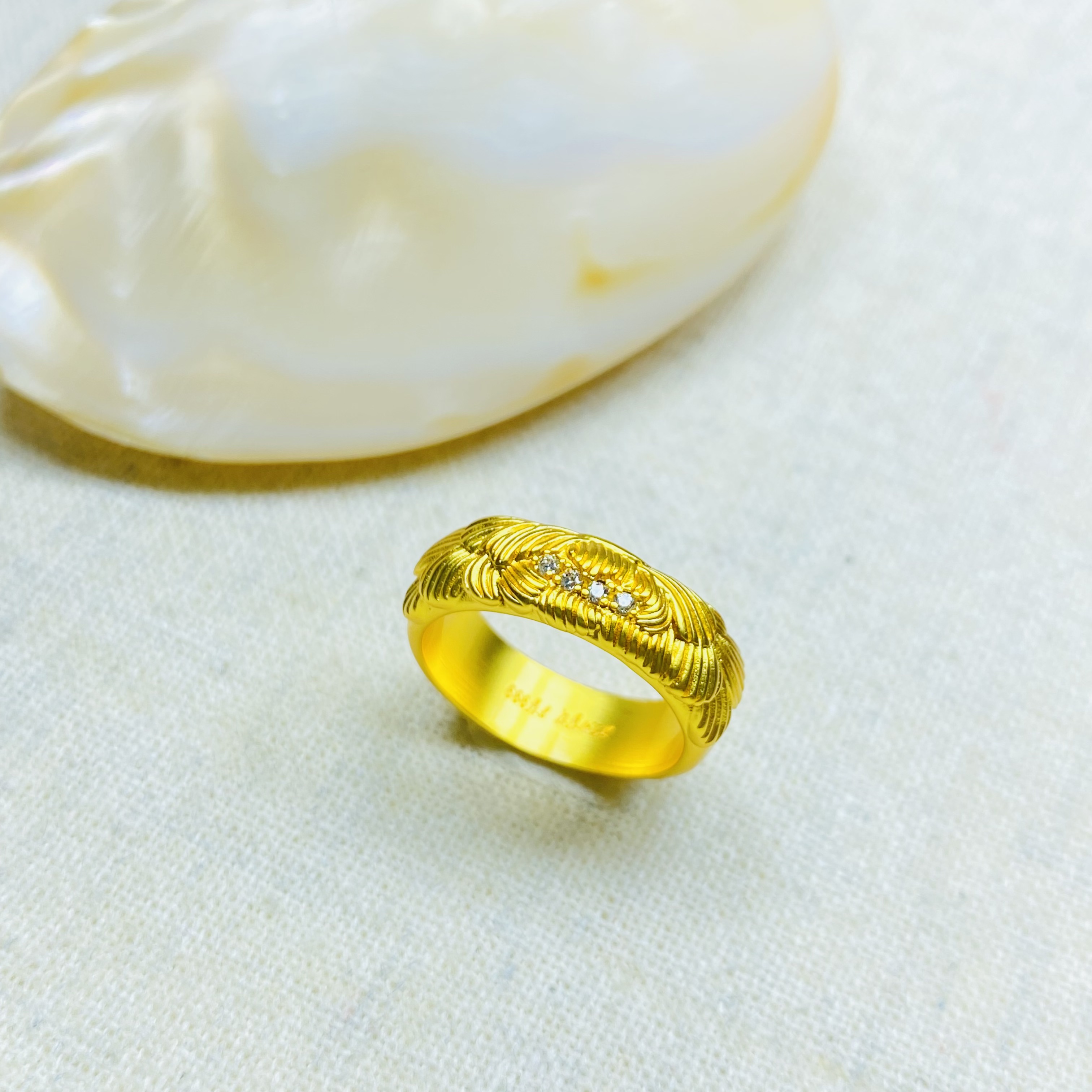 K02136黄色花蕊闭口宽戒指多样性发货49171