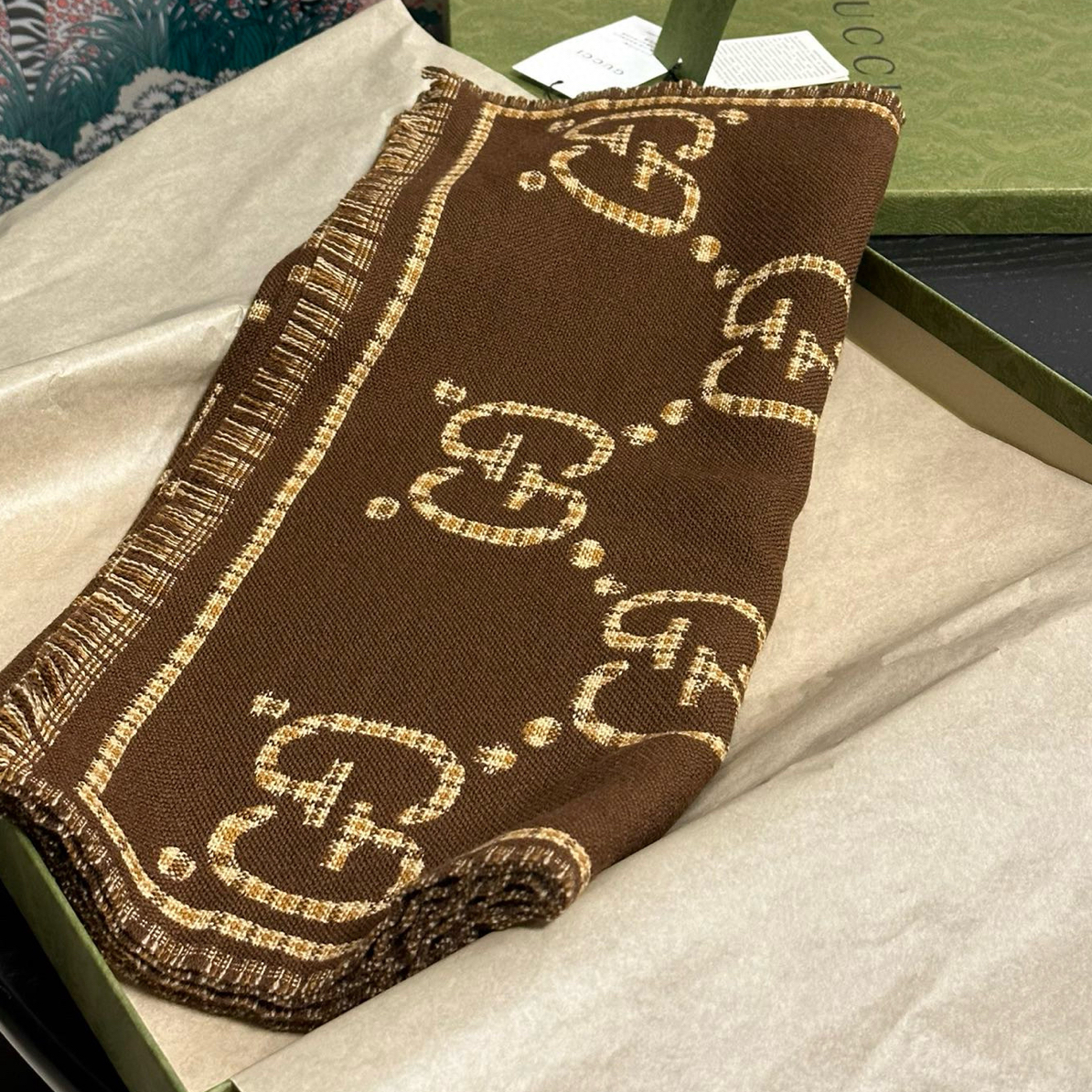 未使用 GUCCI/古驰 Gucci双G羊毛围巾 有包装 可送礼