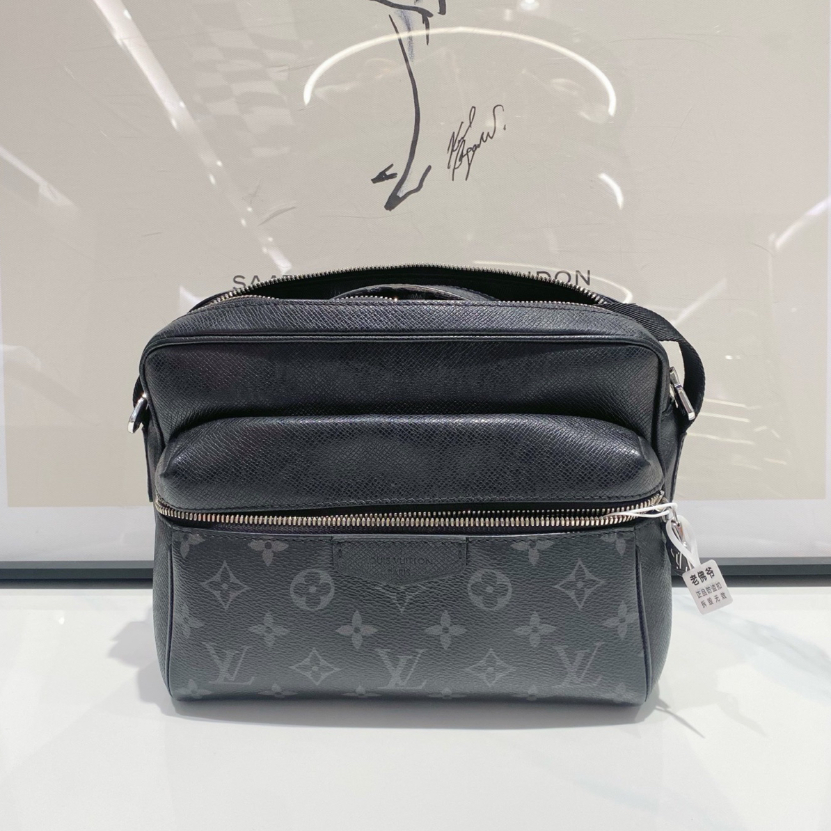99新 LouisVuitton/路易威登 lv outdoor邮差包（14094）