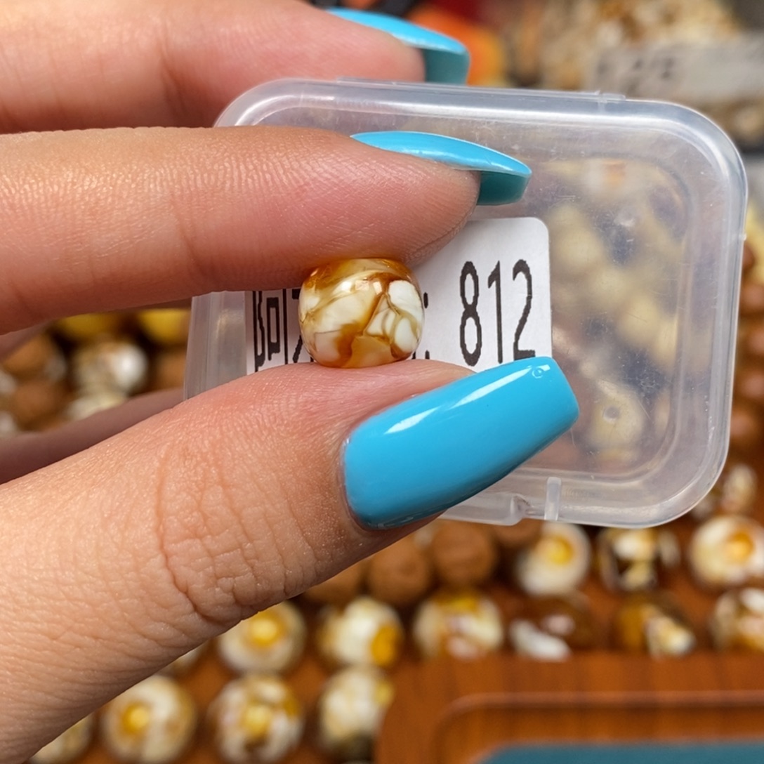 蜜蜡未镶嵌珠宝奇石812