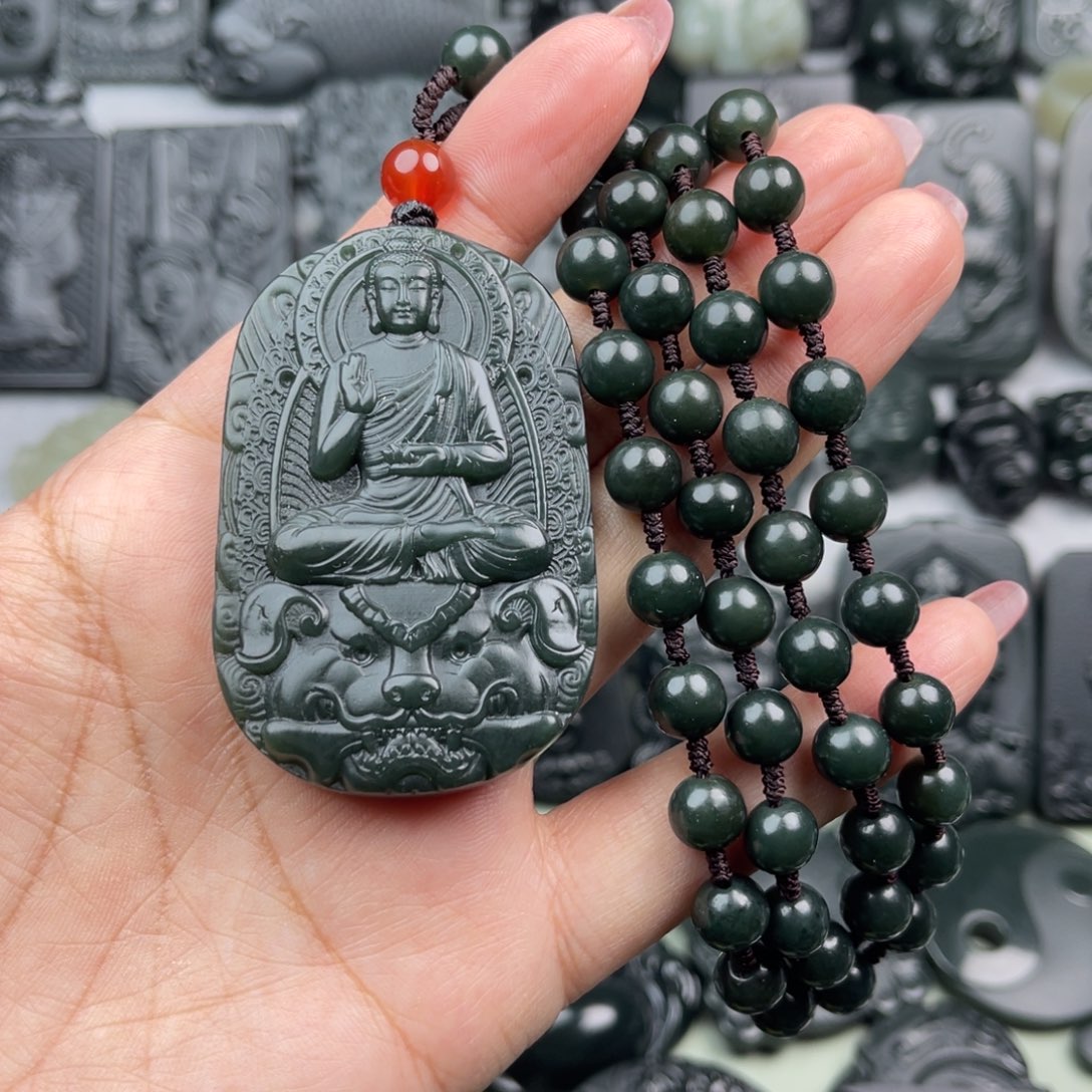 和田玉颈饰未镶嵌