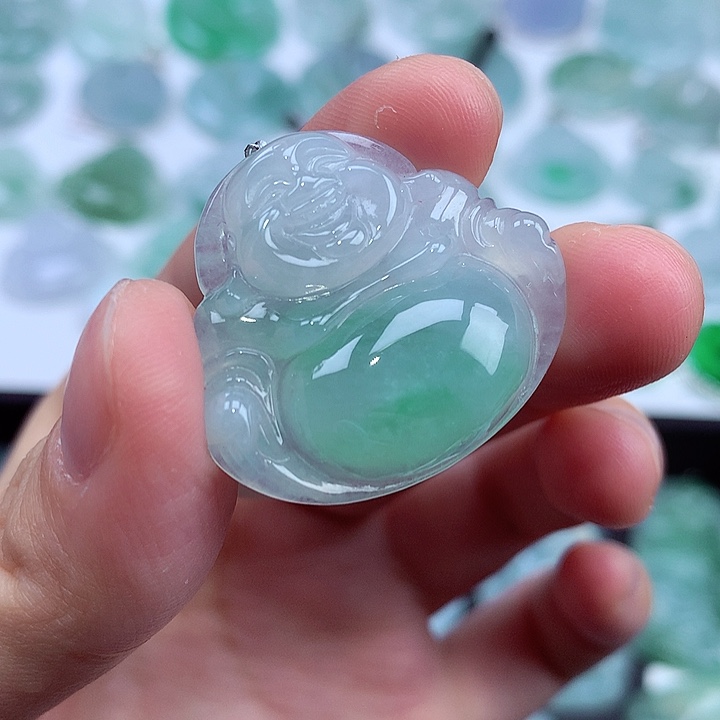 翡翠颈饰未镶嵌A货翡翠