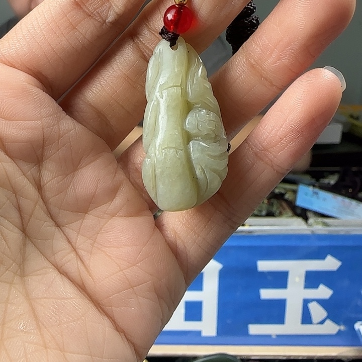 颈饰未镶嵌和田玉