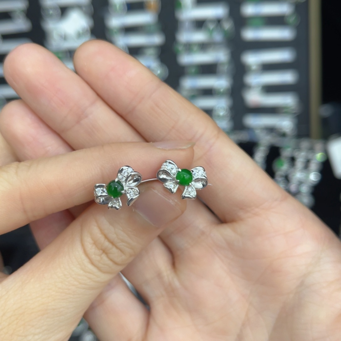 翡翠戒指银S925镶嵌翡翠耳钉