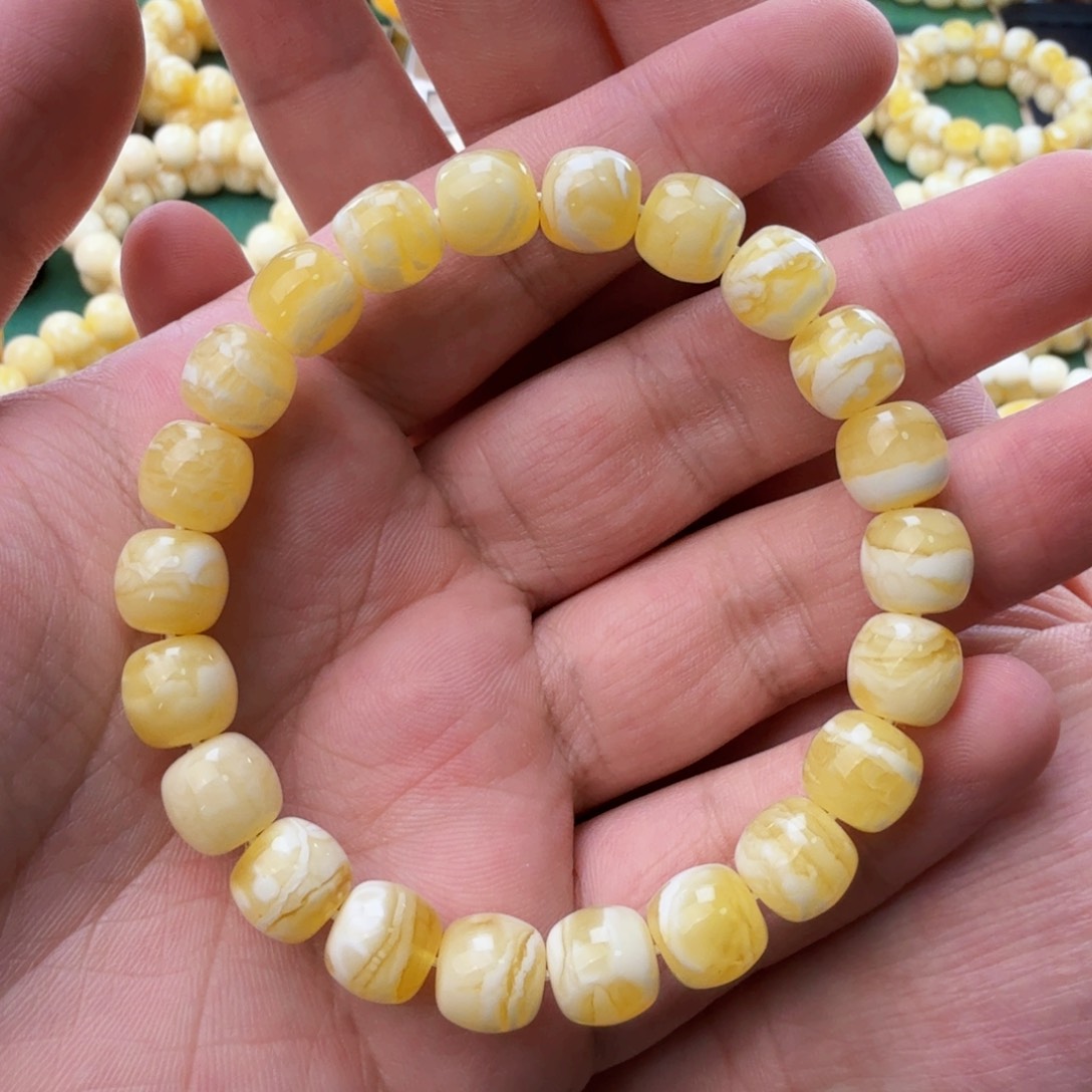 琥珀裸石未镶嵌天然蜜蜡