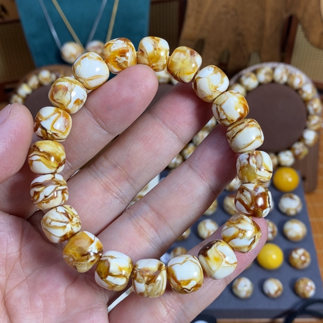 R***d10.9沁色精工老型手串