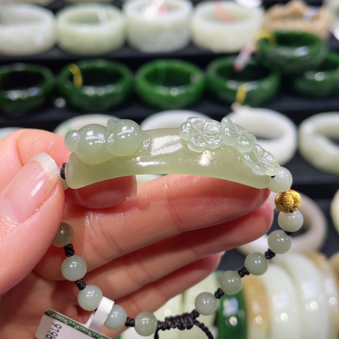 未镶嵌手链和田玉