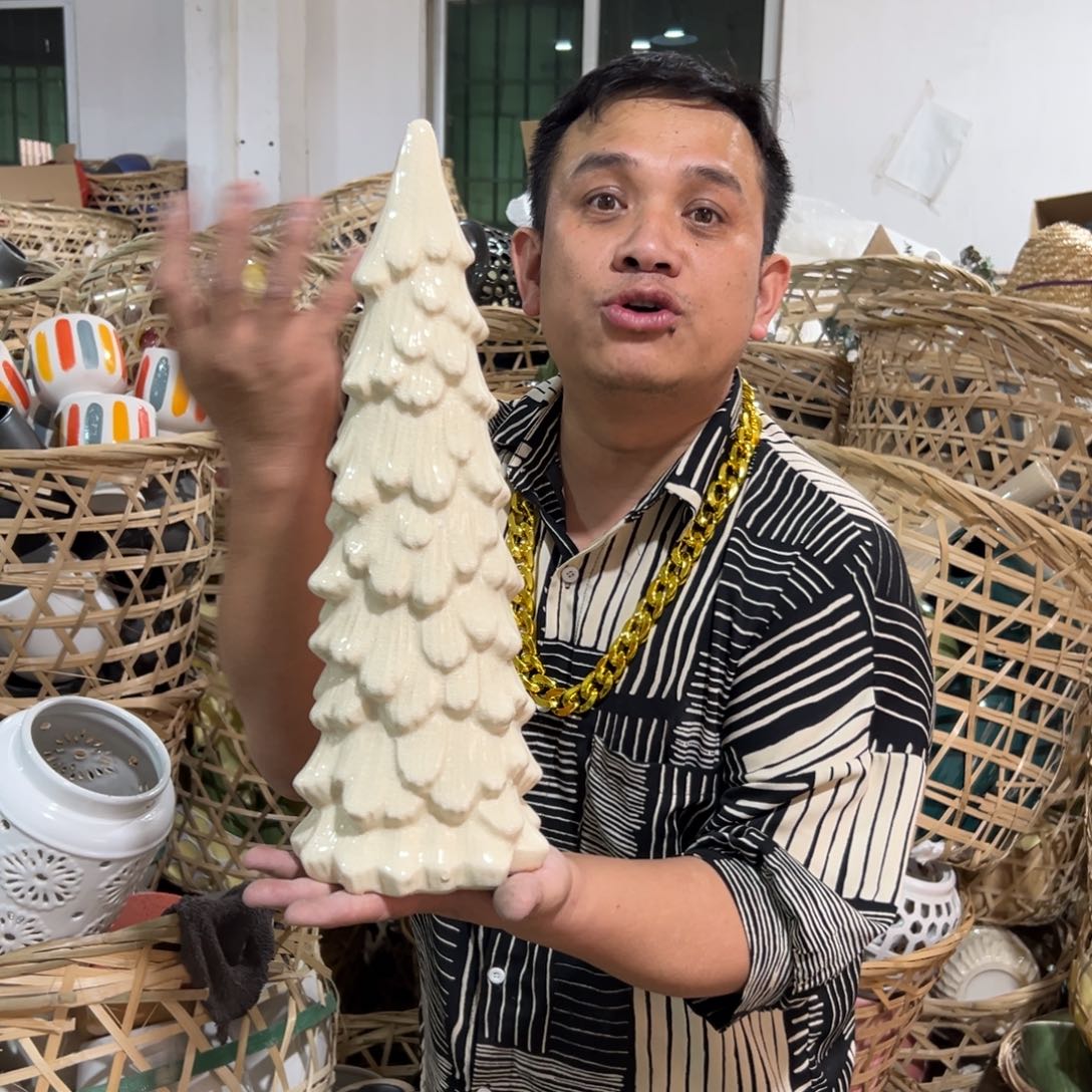 摆件93 号高中低温陶瓷瓶（部分微瑕）