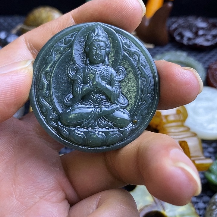 和田玉（糖玉）未镶嵌颈饰