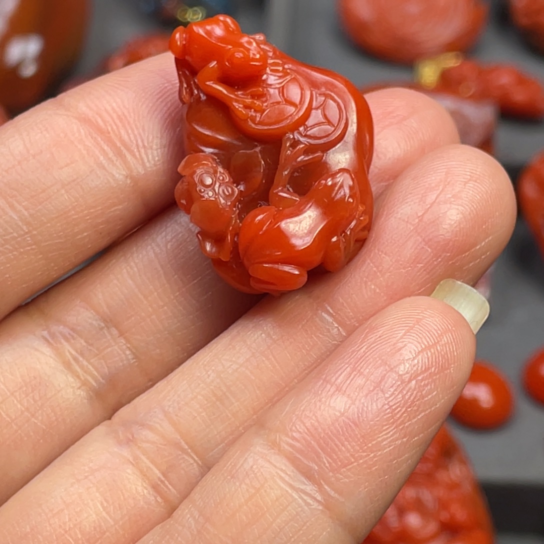 南红玛瑙未镶嵌颈饰保山大水沟原矿呱呱来财