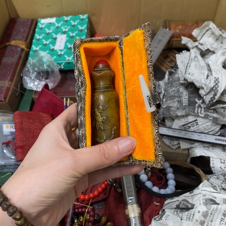 瓷片哈中古工艺品一件