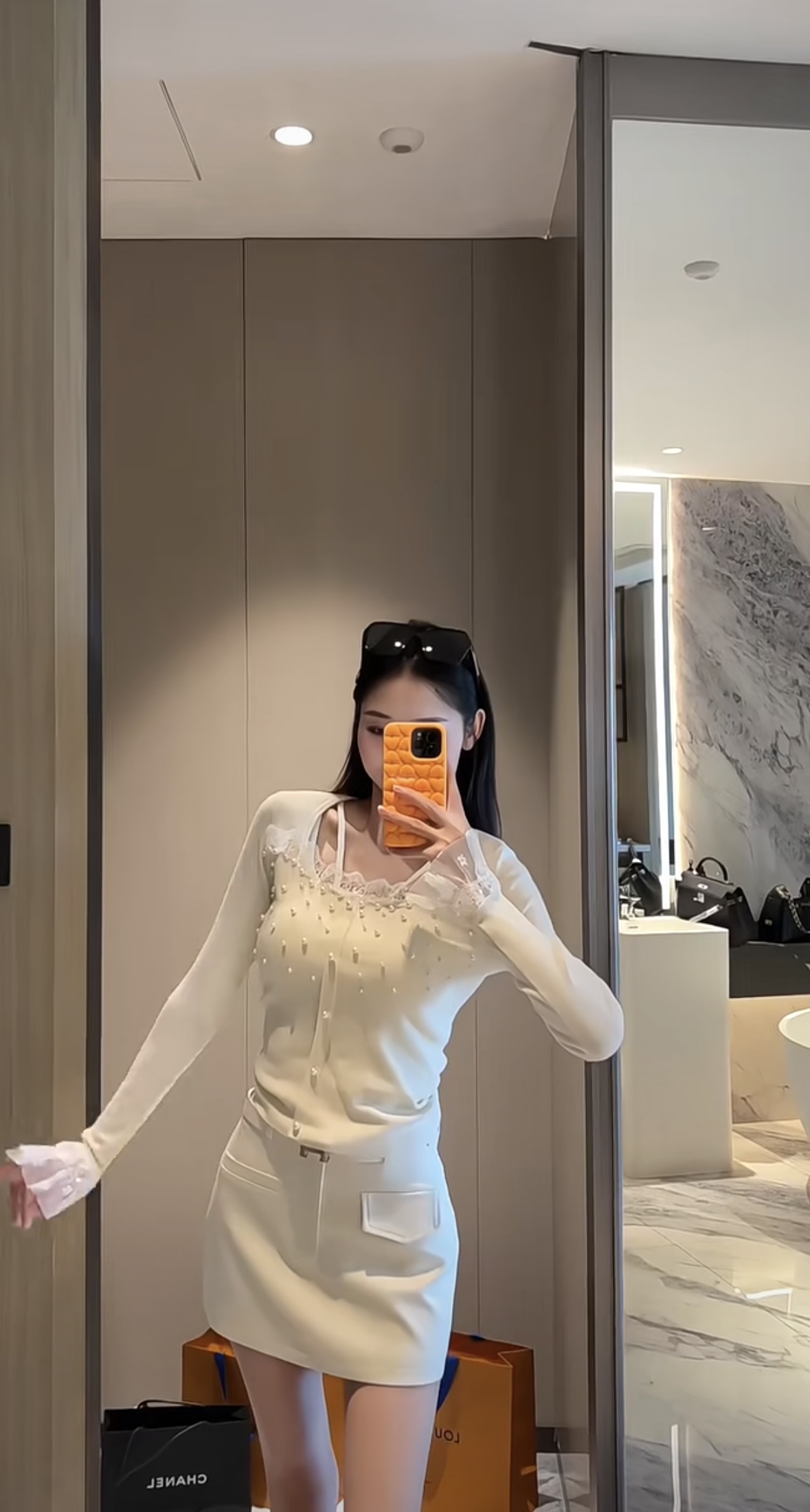 2025【珍珠织梦】秋冬新款时尚百搭设计师气质法式拼接女毛针织衫