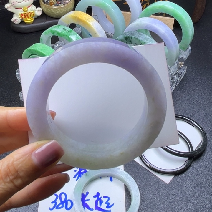 定制翡翠未镶嵌手镯