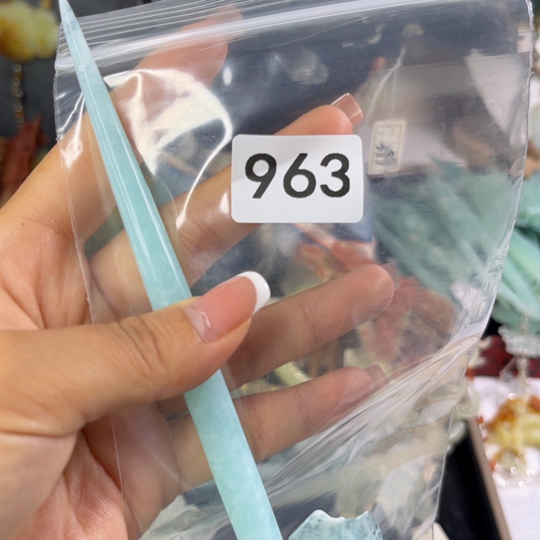 岫玉未镶嵌发饰徽*