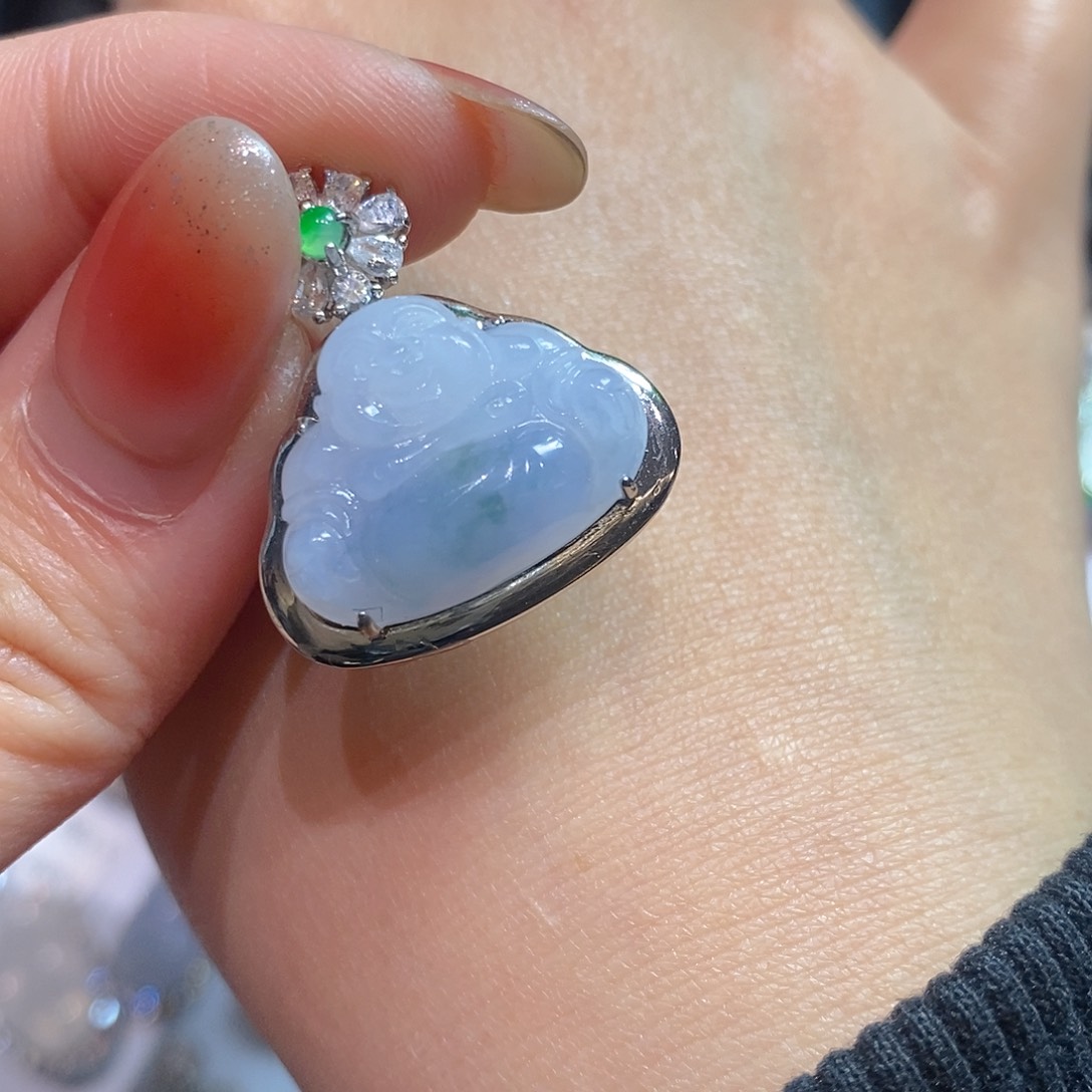 翡翠颈饰银S925镶嵌天然翡翠