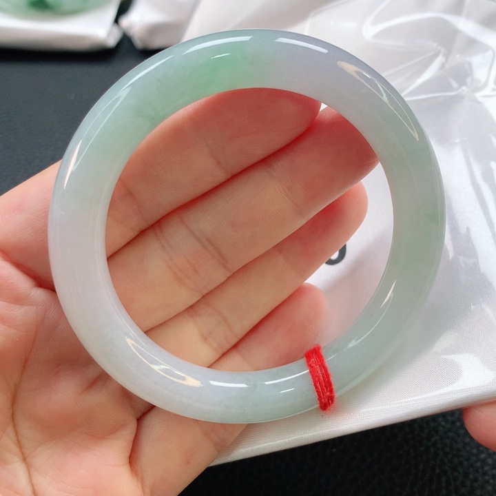 翡翠手镯未镶嵌55正