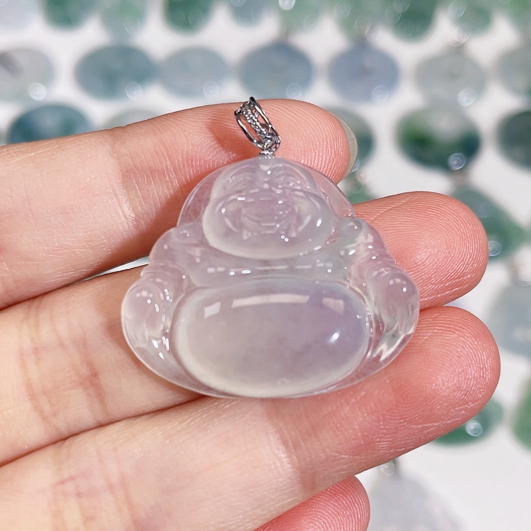 颈饰18K金镶嵌翡翠吊坠