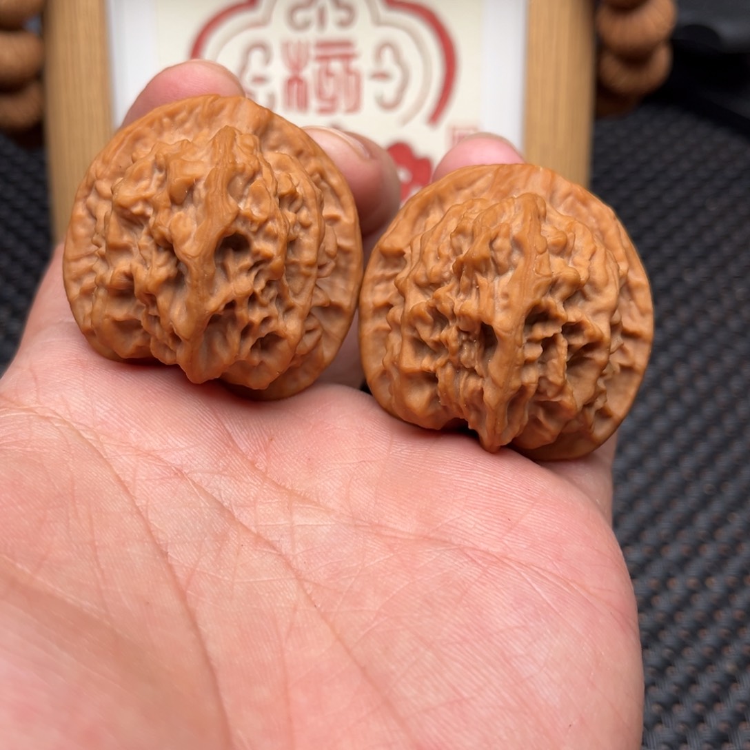 吊坠文玩核桃天地二爷帽40全品