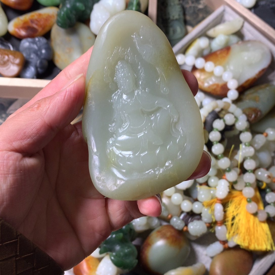 和田玉（糖玉）未镶嵌挂件