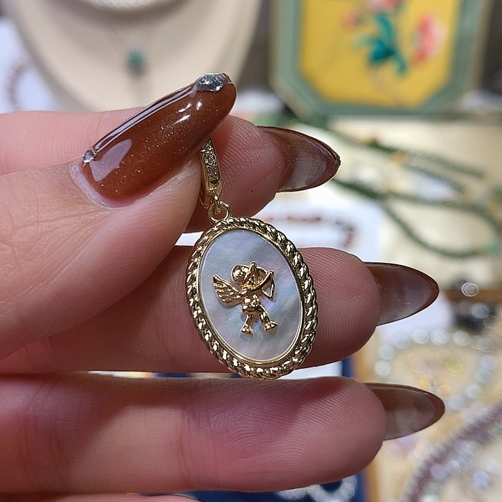 颈饰淡水珍珠未镶嵌