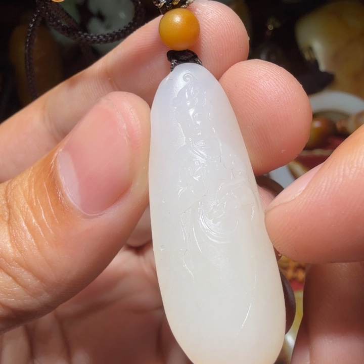 和田玉颈饰未镶嵌