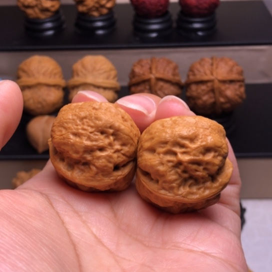 文玩核桃把件玉龙金蟾19