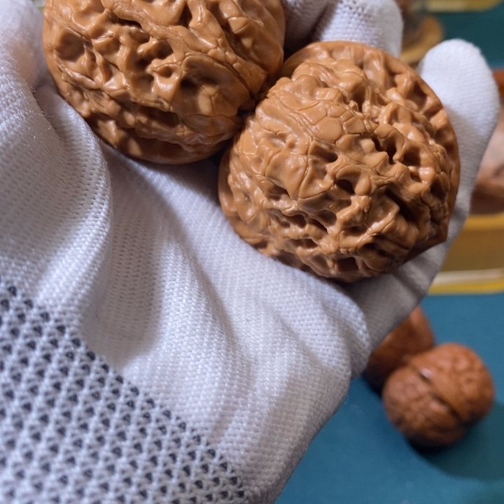 文玩核桃吊坠佬*。核欢