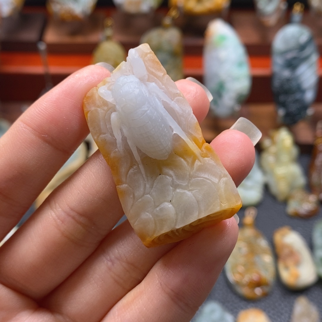 定制翡翠未镶嵌翡翠