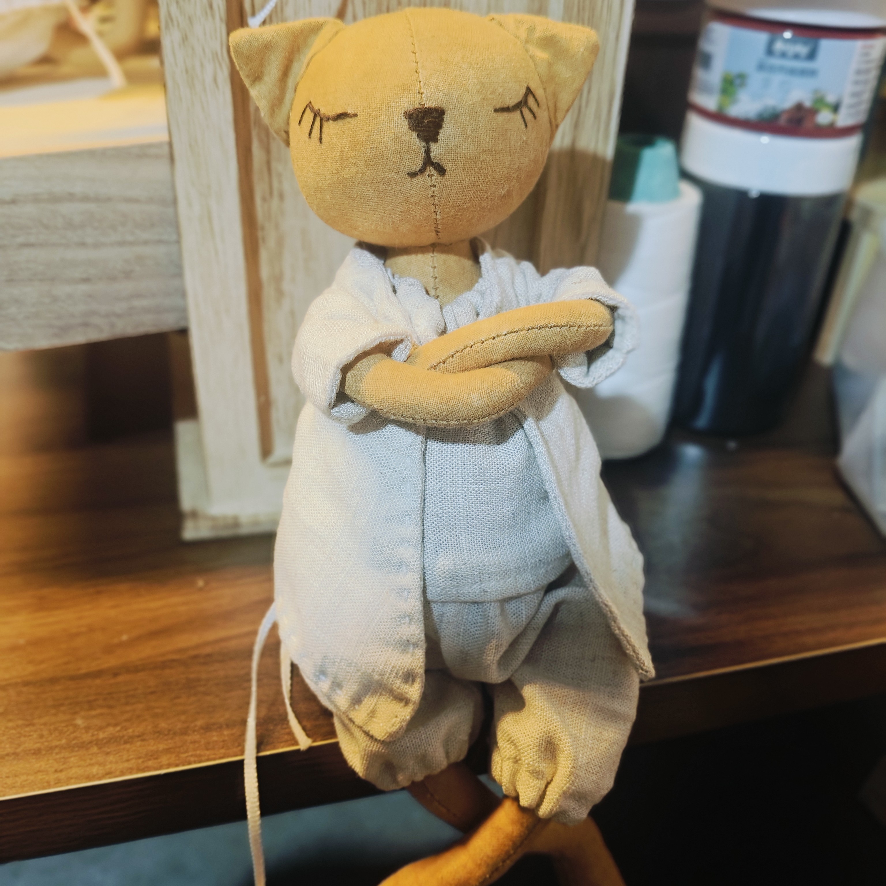 灵猫__布艺手作玩偶。植物染布，填充婴儿pp棉