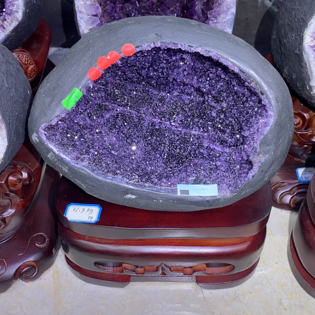 紫晶摆件未镶嵌莹