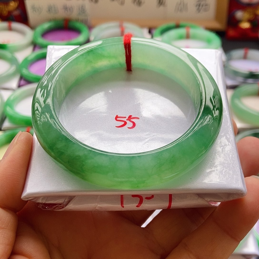 未镶嵌手镯翡翠土***奈手镯分