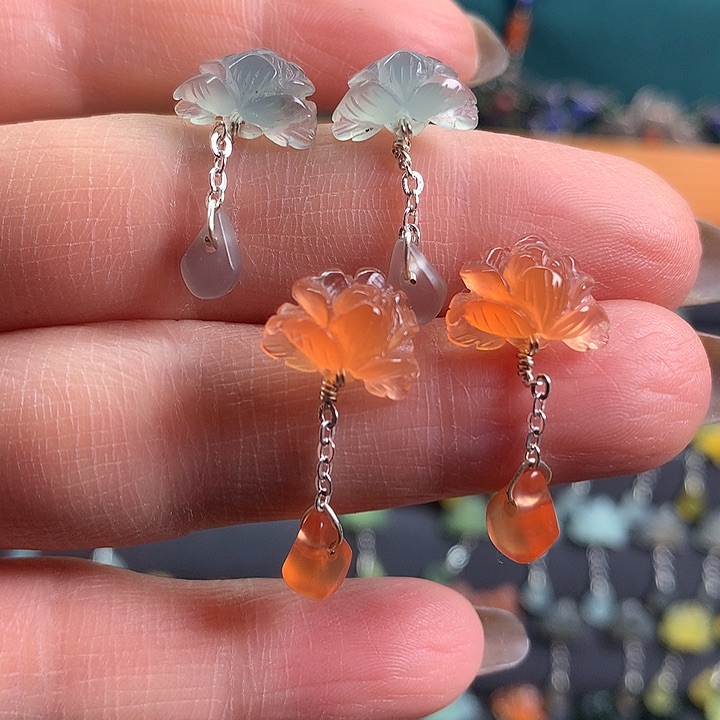 未镶嵌蛇纹石玉耳饰何*在