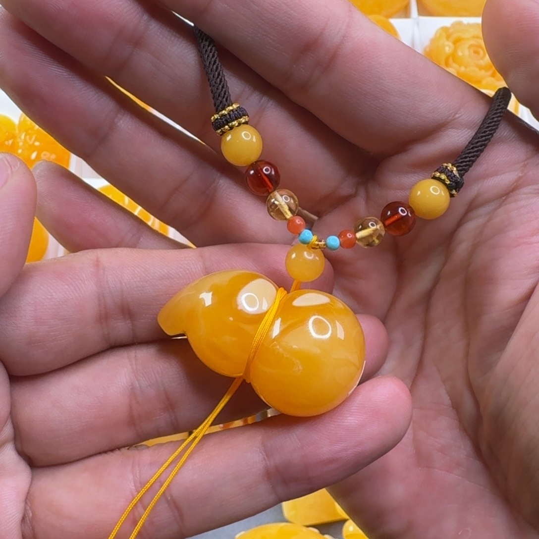 蜜蜡毛衣链未镶嵌