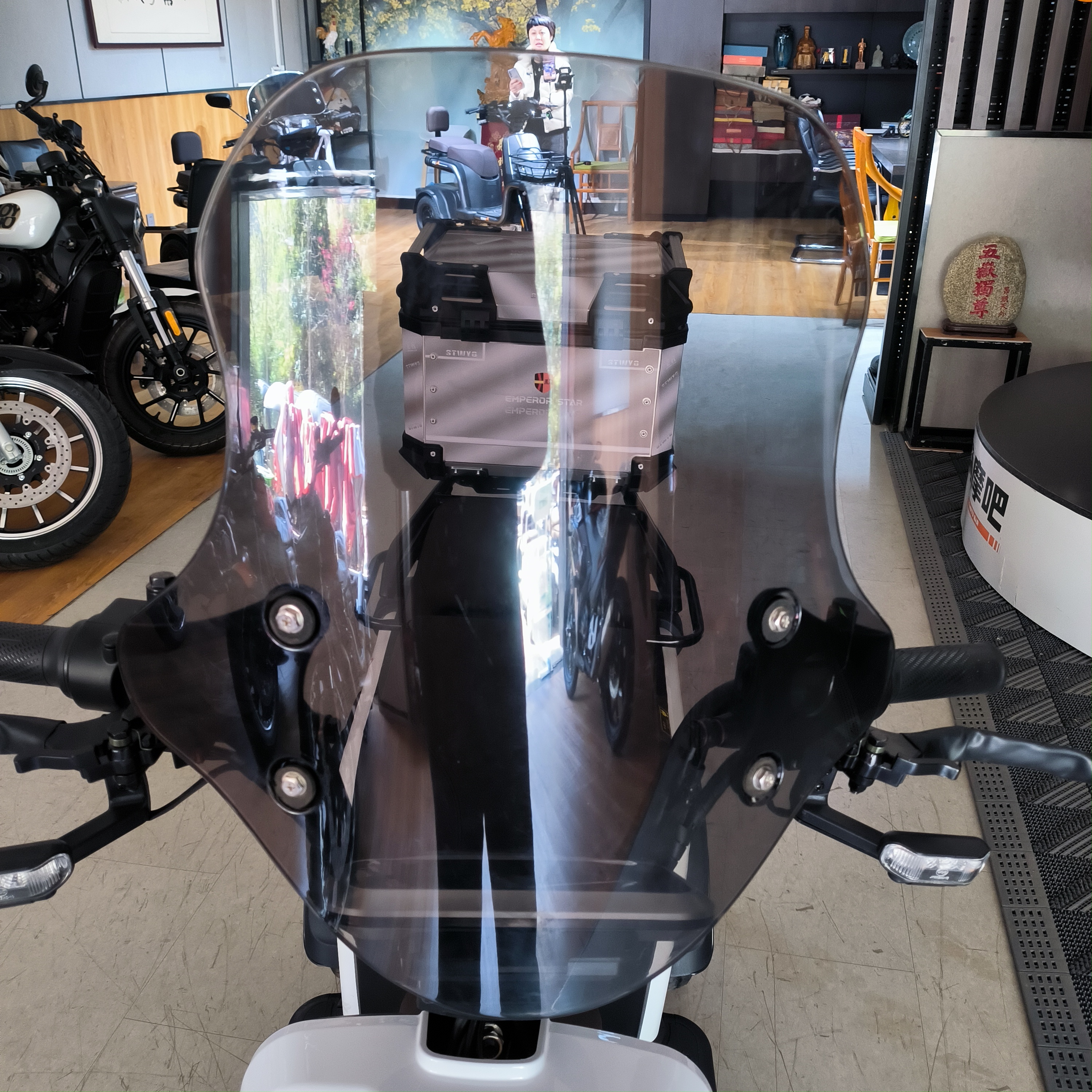 方程兔不倒翁专用大挡风玻璃