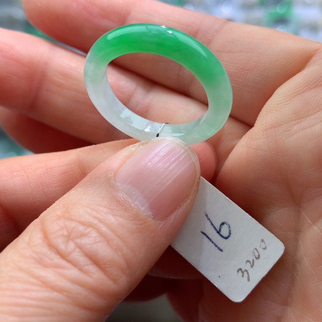 翡翠戒指未镶嵌16号