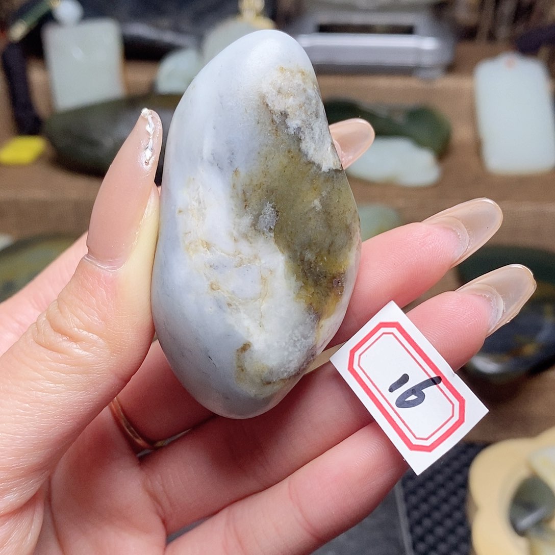 未镶嵌和田玉挂件16