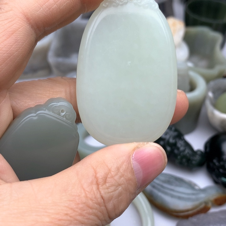 和田玉挂件未镶嵌旺*