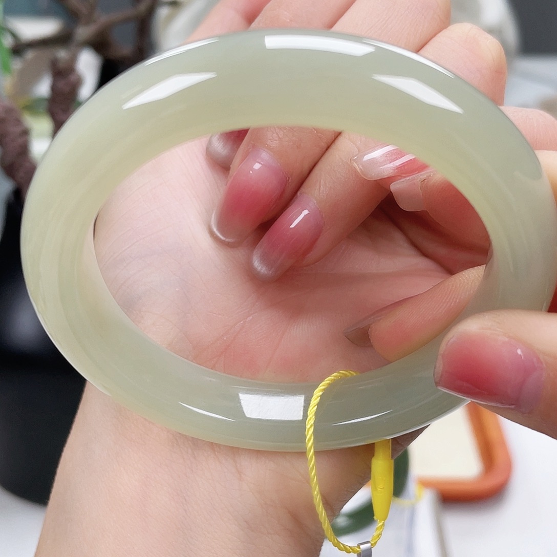 和田玉手镯5758未镶嵌