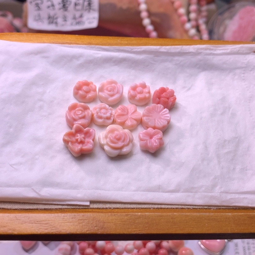 【闪购商品】查罗石颈饰合金福利编号16