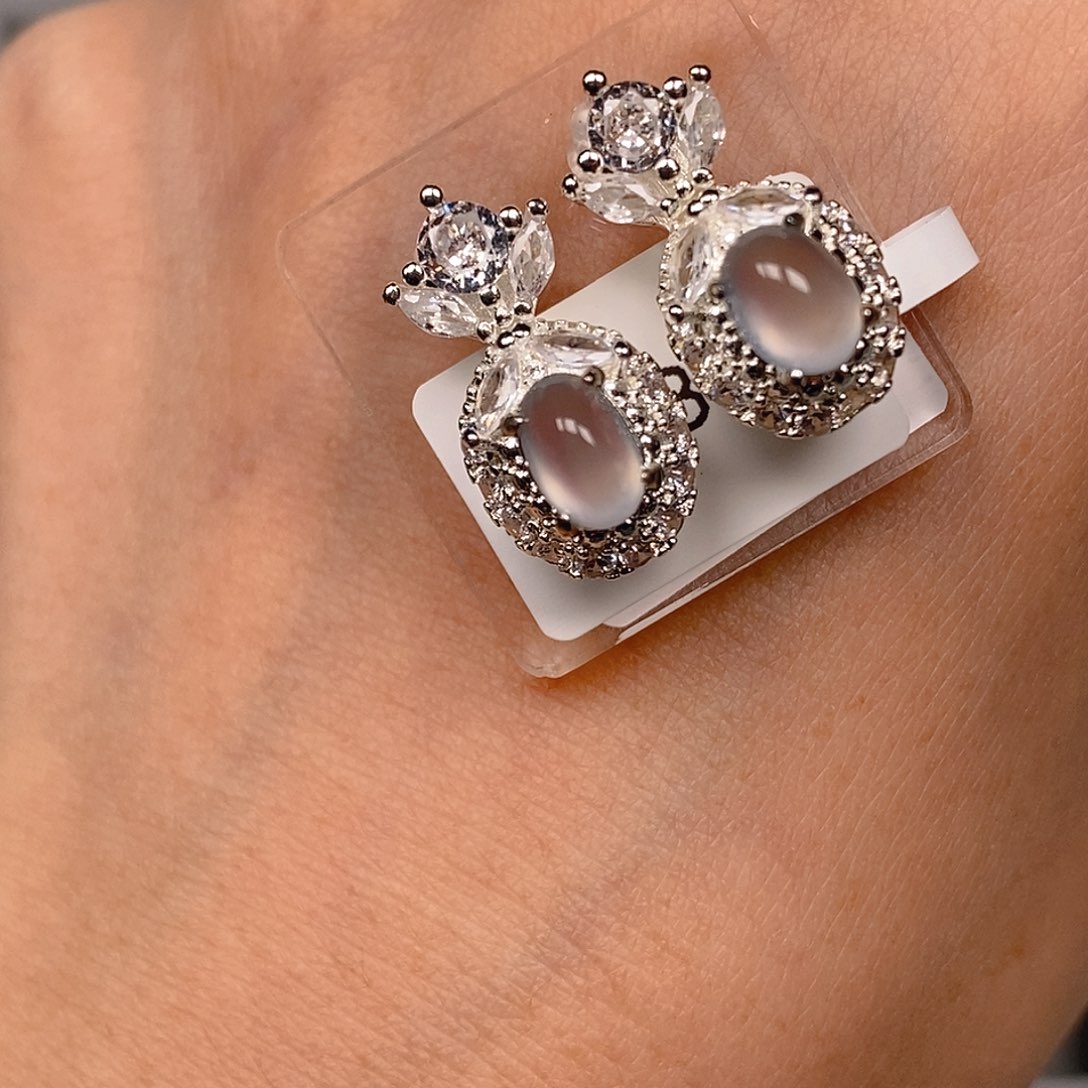 翡翠耳饰未镶嵌耳钉白冰蛋面一对