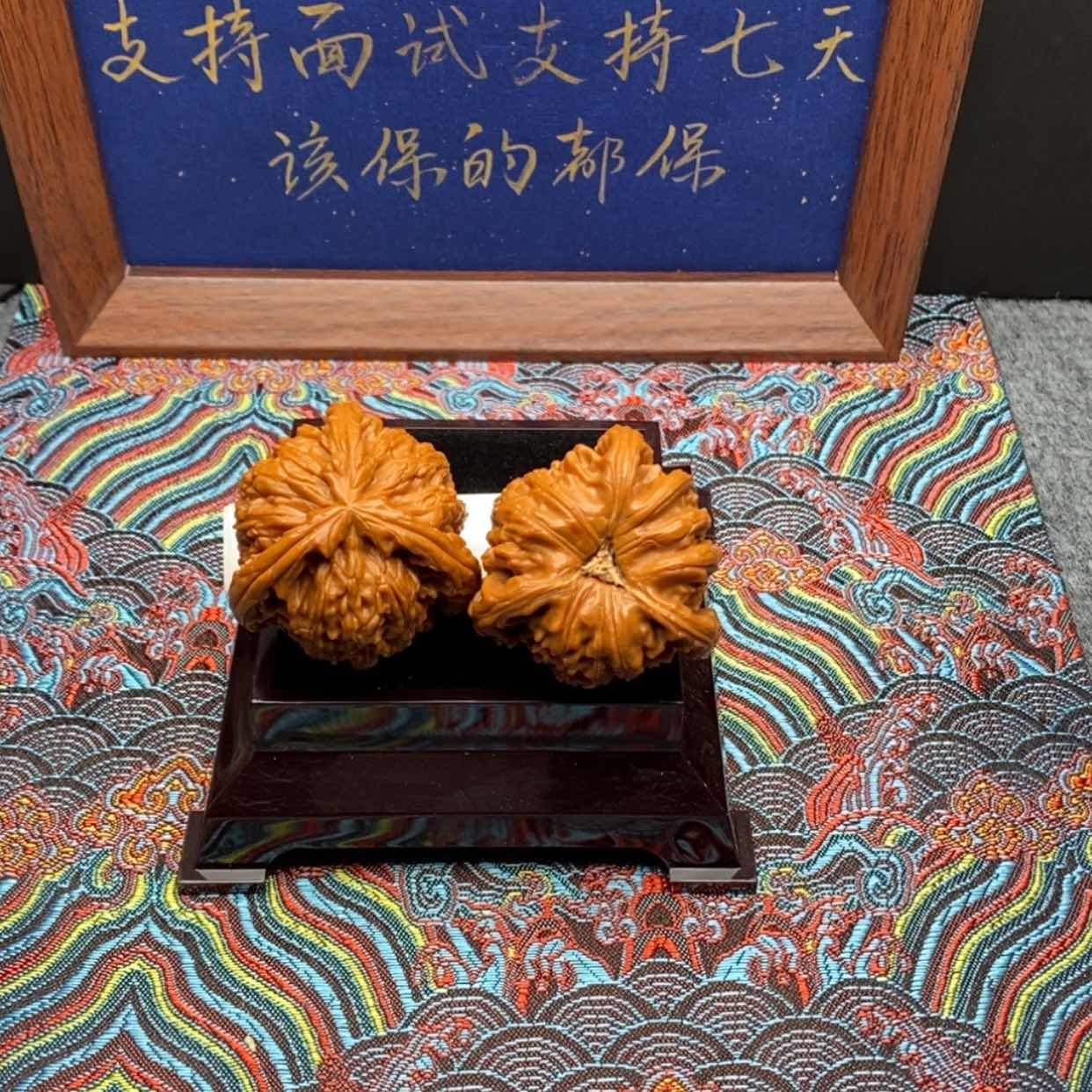【闪购商品】扣**汉白狮