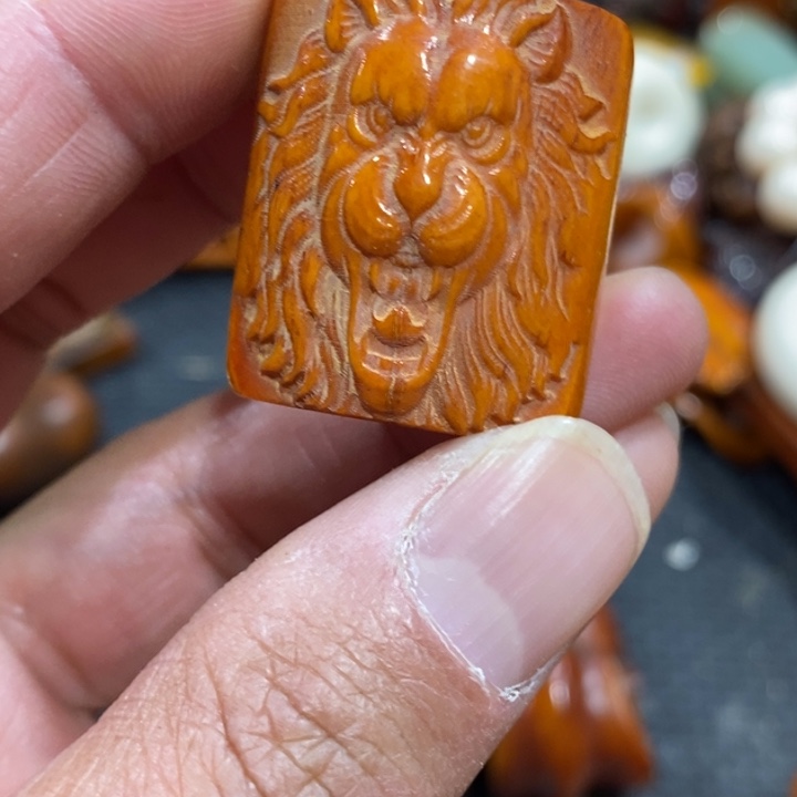 滴血莲花菩提吊坠