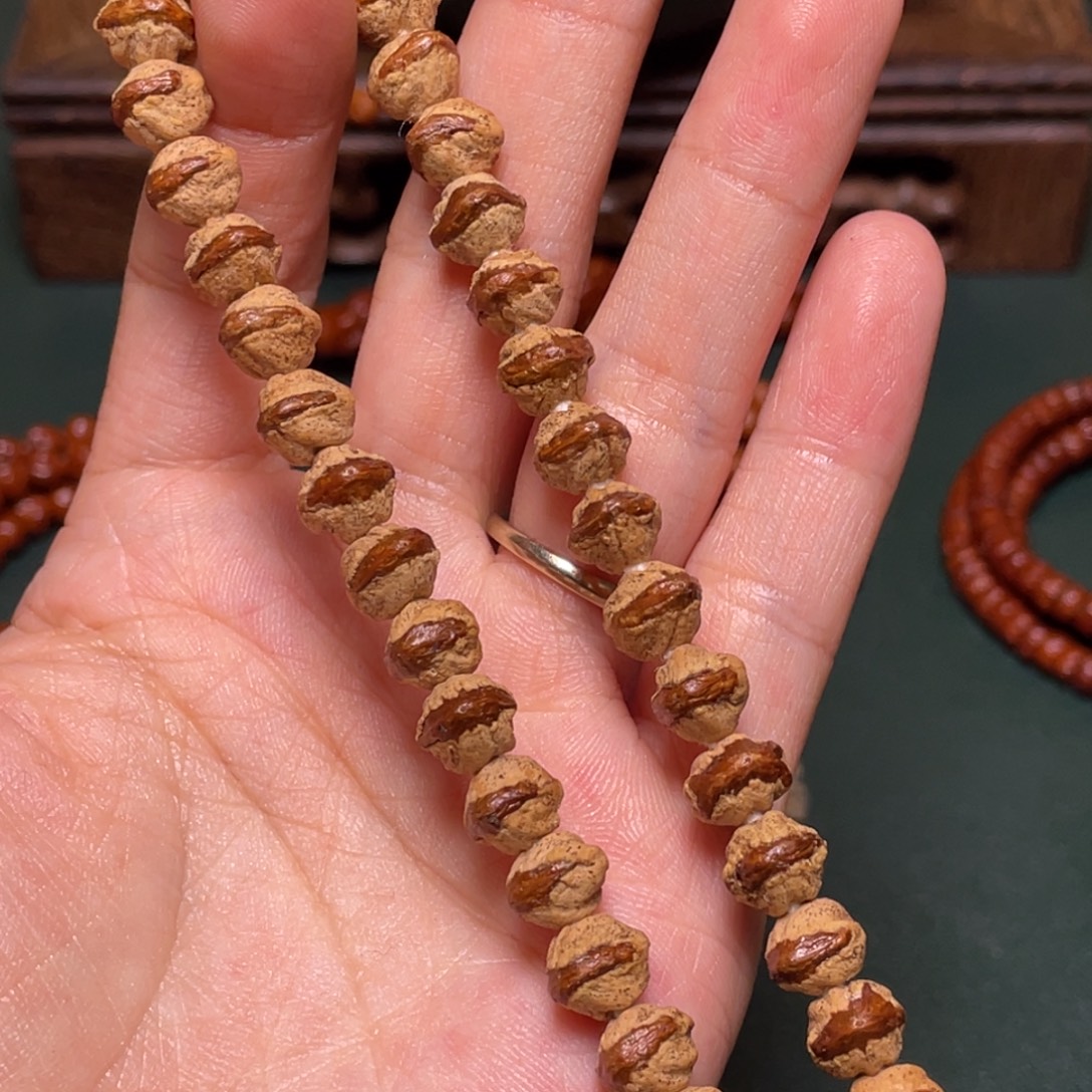 柏香籽/百香籽吊坠红芽刺忙手持