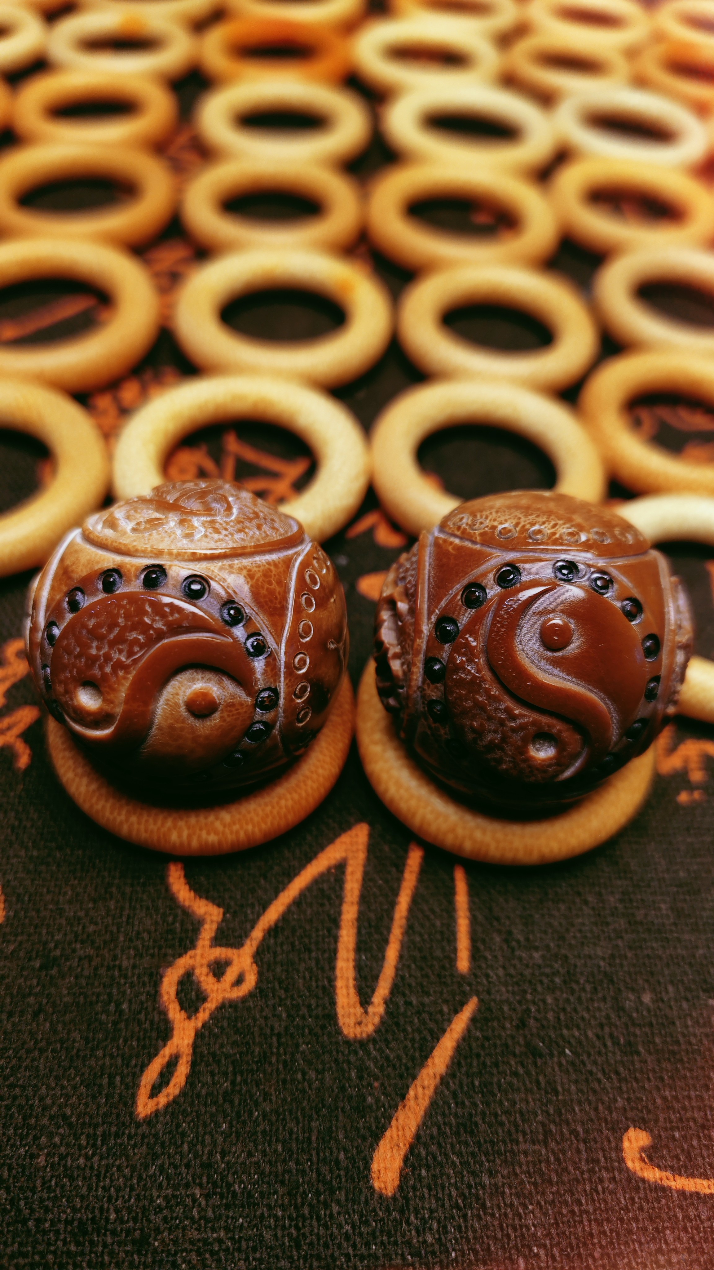 橄榄核四象八卦。，精致，非常漂亮，价格不贵呀，