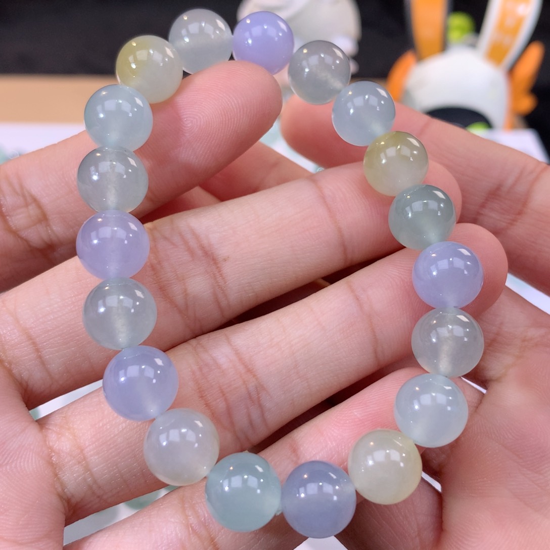 翡翠手链未镶嵌翡翠