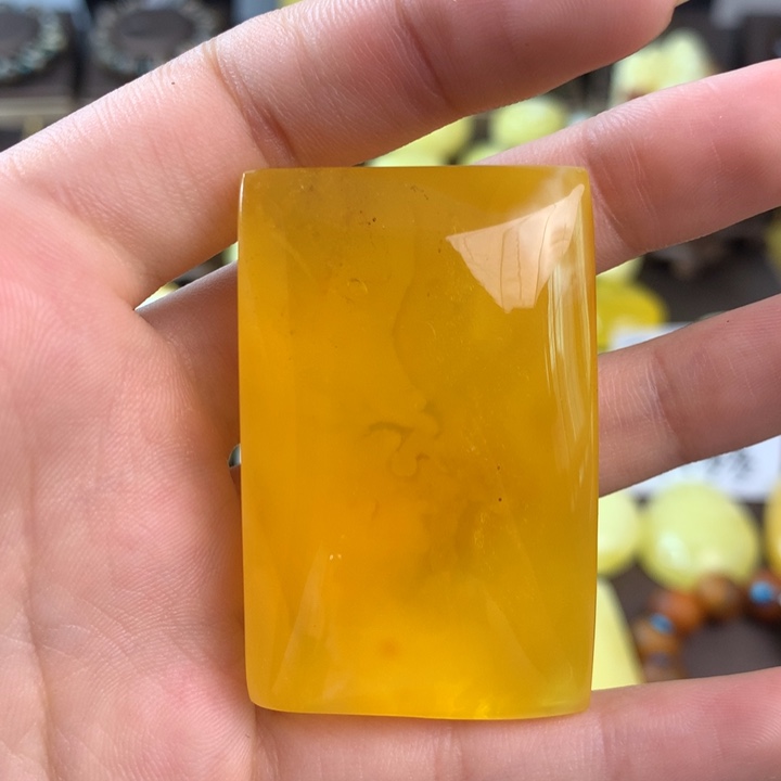 未镶嵌琥珀裸石款