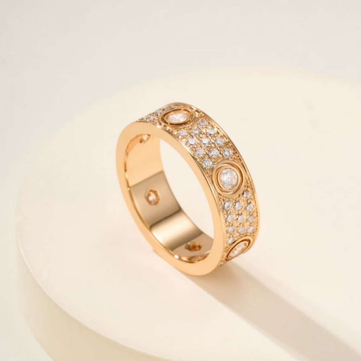 合金戒指 气质时尚百搭情侣轻奢指环经典 LOVE戒指